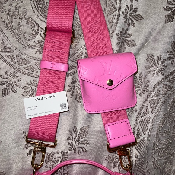 Louis Vuitton - Rose Utility Handbag/Crossbody - Picture 5 of 17